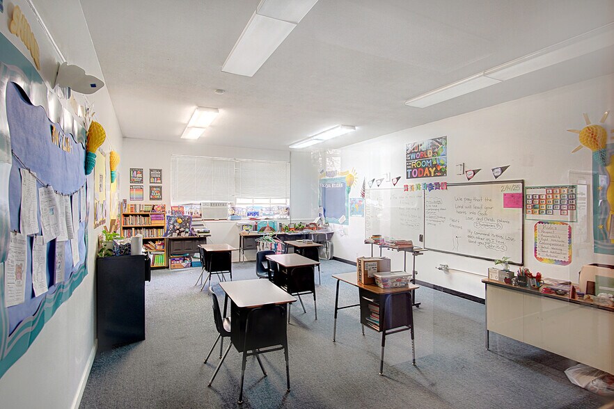 More Photos Of 2665 Clarendon Ave, Huntington Park Religious Facility For Lease