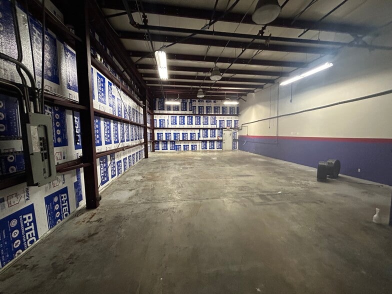 More Photos Of 802 Old Dixie Hwy, West Palm Beach Unknown For Lease