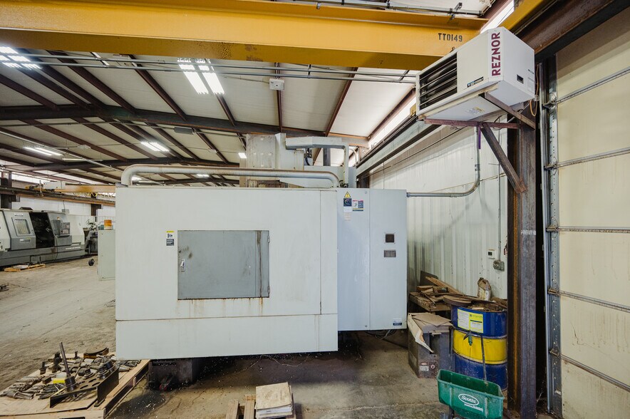 More Photos Of 12915 W County Road 122, Odessa Warehouse For Sale