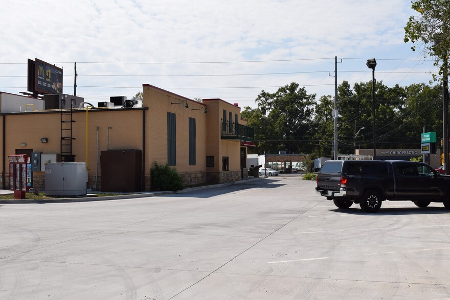 More Photos Of 6105 Ringgold Rd, Chattanooga Fast Food For Lease