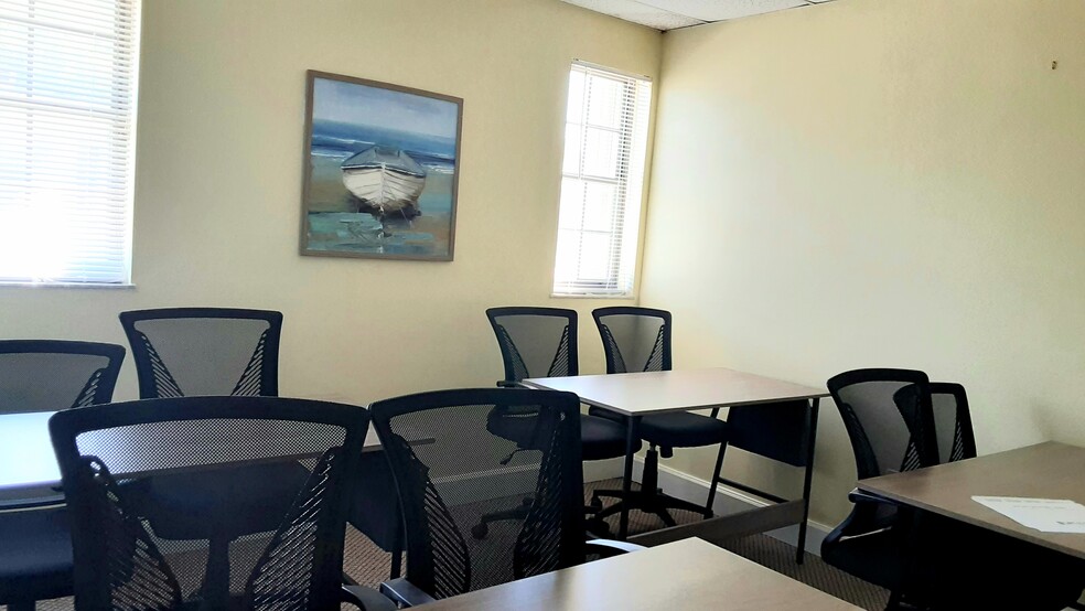 More Photos Of 800 20th Pl, Vero Beach Medical For Lease