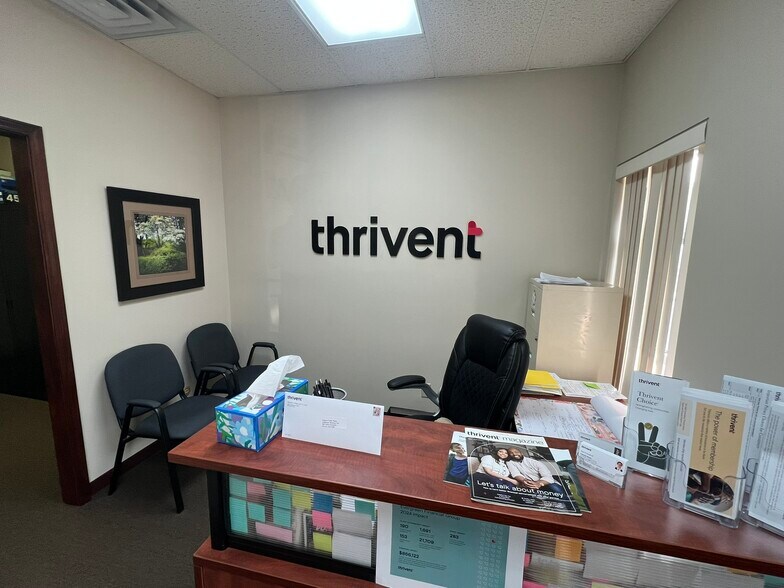 More Photos Of 3621 N Everbrook Ln, Muncie Office For Sale