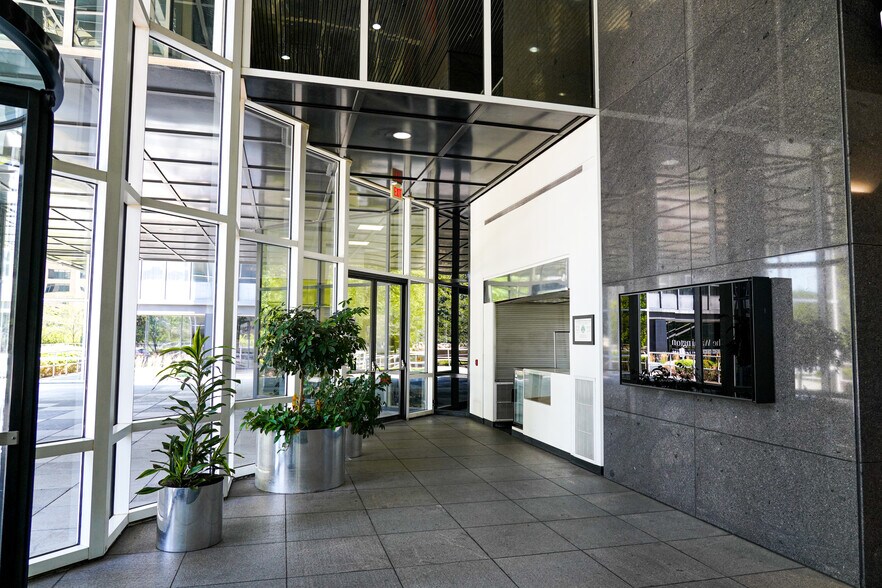 More Photos Of 112 Washington Pl, Pittsburgh Office Residential For Lease