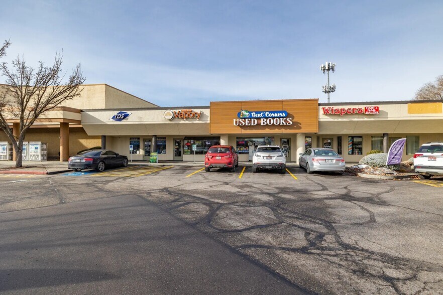 More Photos Of 3335-3387 N Five Mile Rd, Boise General Retail For Sale