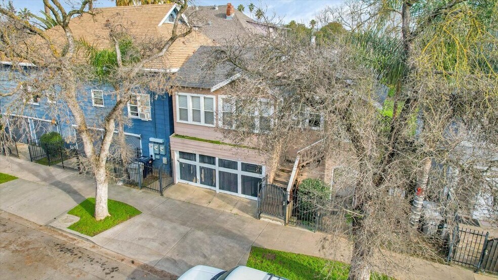 More Photos Of 2611 Alhambra, Sacramento Apartments For Sale