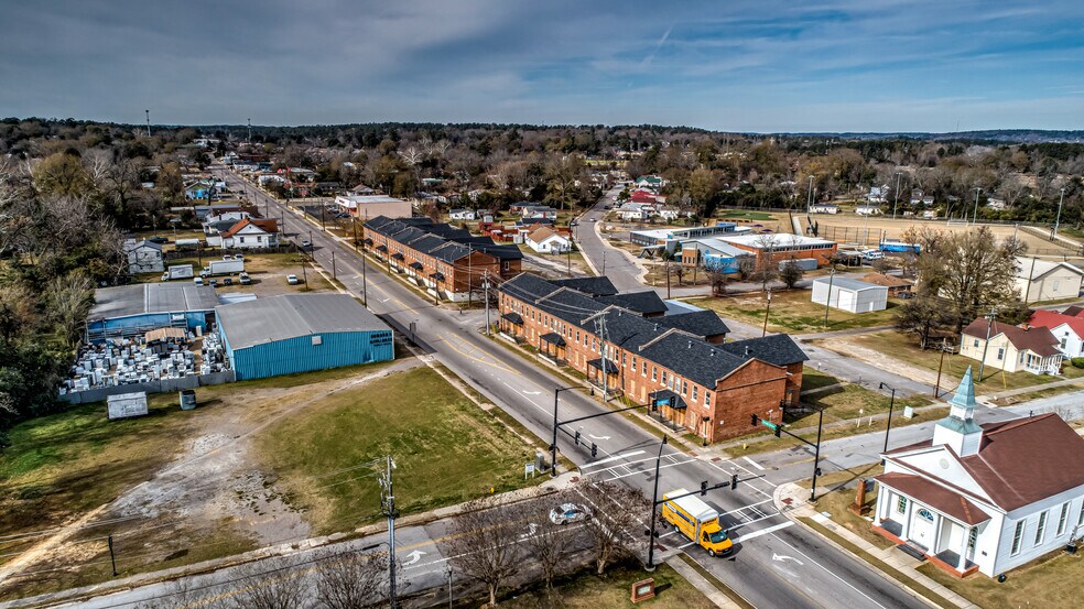 More Photos Of 1901-1939 Broad St, Augusta Apartments For Sale