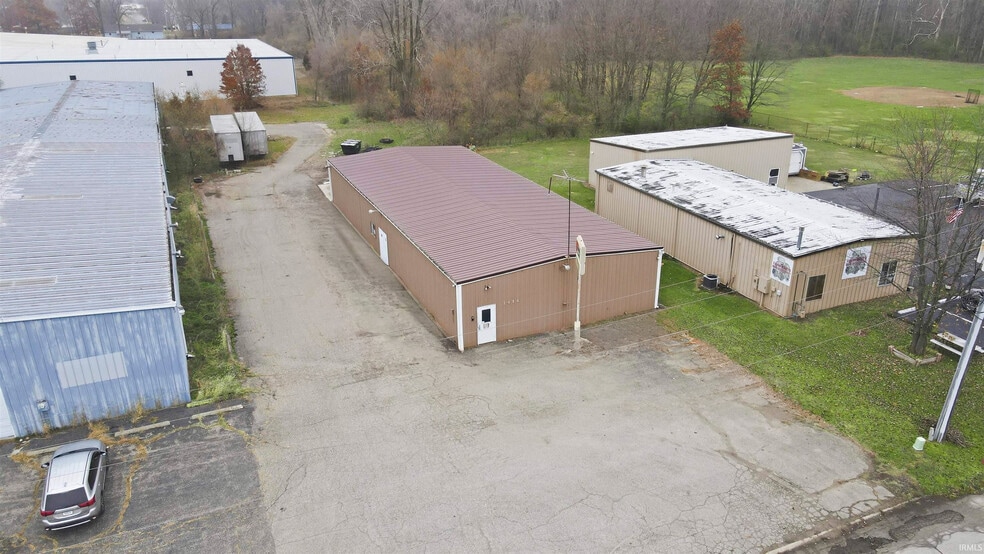 Primary Photo Of 1414 Armstong Rd, Warsaw Warehouse For Lease