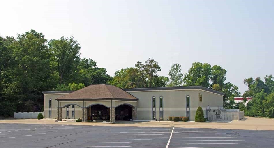 More Photos Of 300 Admiral Weinel Blvd, Columbia Lodge Meeting Hall For Sale