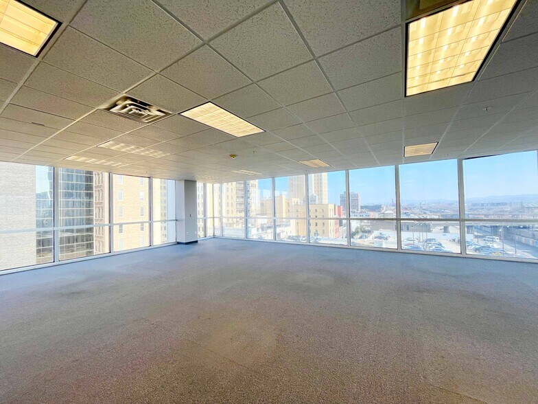 More Photos Of 2 20th St N, Birmingham Office For Lease