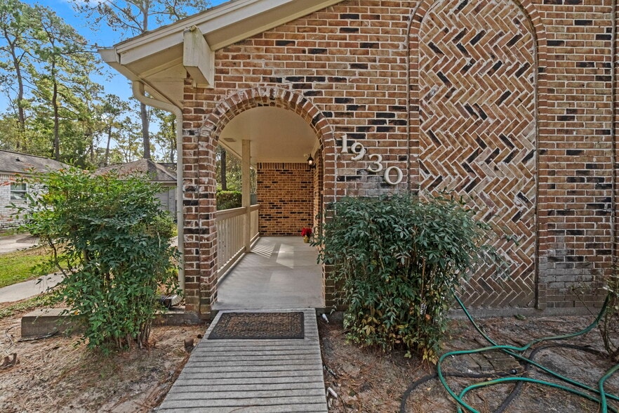 More Photos Of 1930 River Falls Dr, Kingwood Assisted Living For Sale