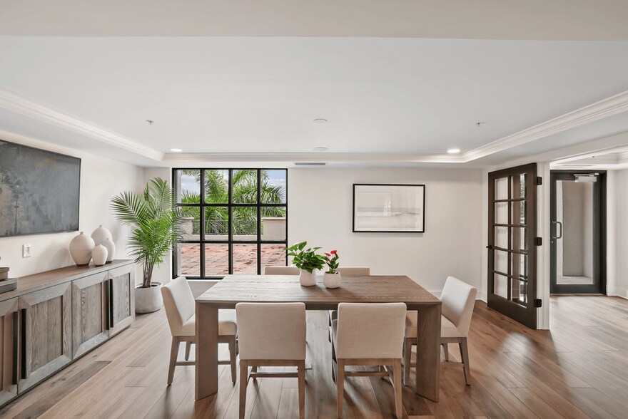 More Photos Of 353-383 Aragon Ave, Coral Gables Apartments For Lease