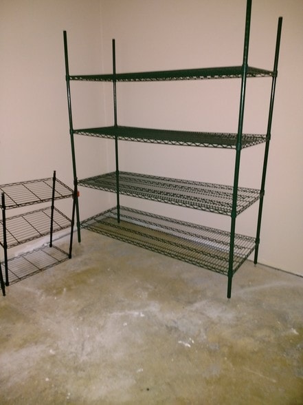 More Photos Of 2055 S Linden Rd, Flint Restaurant For Sale