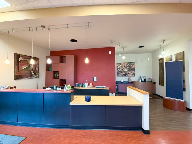 More Photos Of 9400 Holly Ave NE, Albuquerque Office For Lease