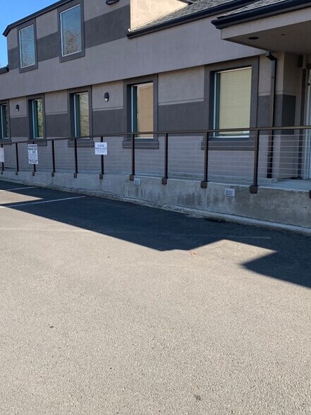 More Photos Of 1901 Garden Ave, Eugene Coworking Space