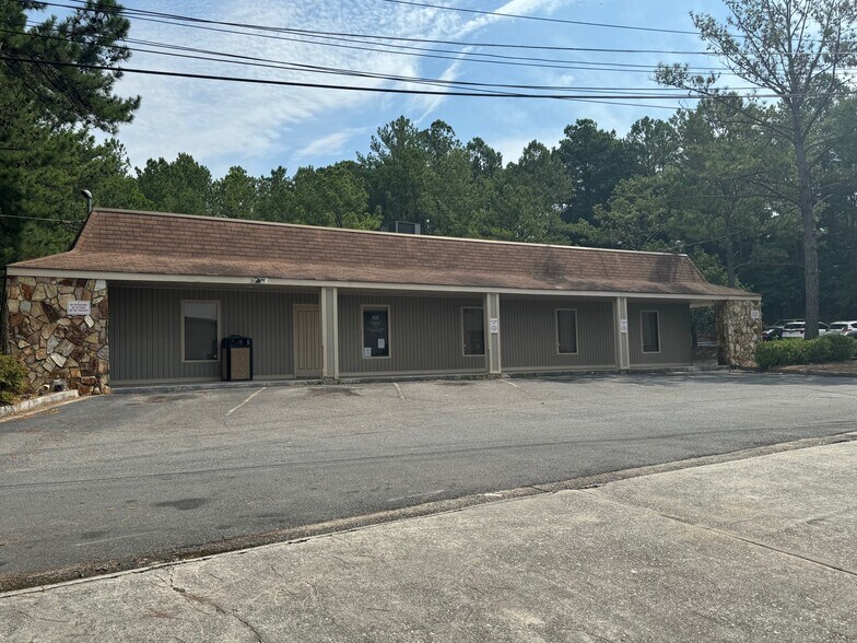 More Photos Of 106 Olympia Dr, Warner Robins Medical For Sale