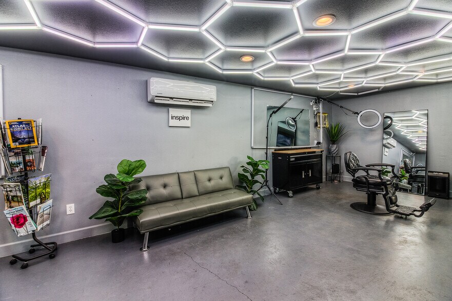 More Photos Of 4813 Tieton Dr, Yakima Storefront Retail Office For Sale