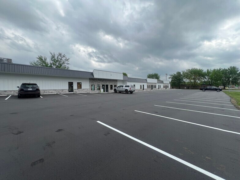 More Photos Of 1207-1267 Geneva Ave N, Saint Paul Storefront For Lease