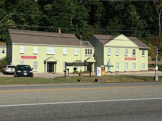 Primary Photo Of 620 Norwich New London Tpke, Uncasville Office For Lease