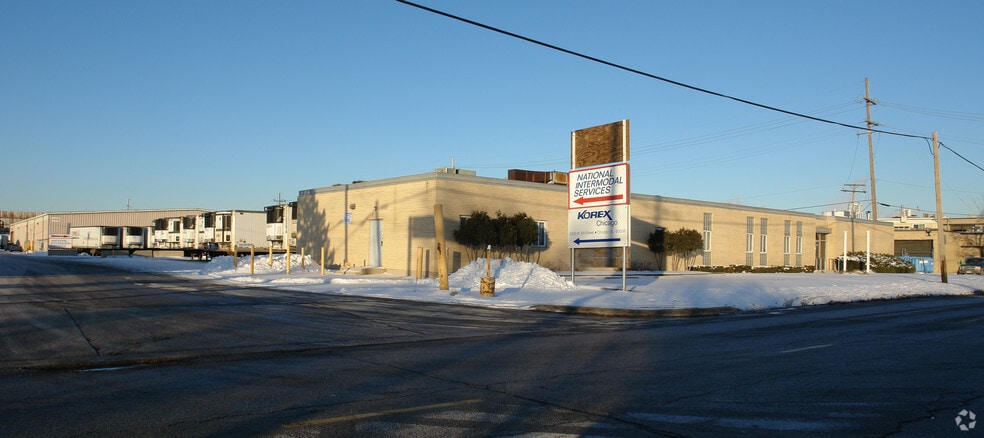 More Photos Of 6200 W 51st St, Chicago Warehouse For Lease