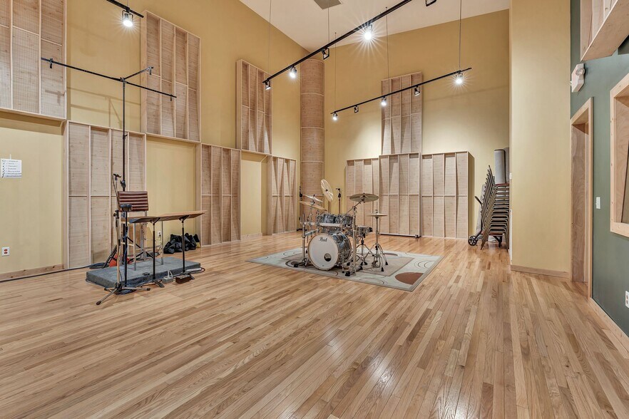 More Photos Of 622 Hamilton Ave, Nashville Loft Creative Space For Lease