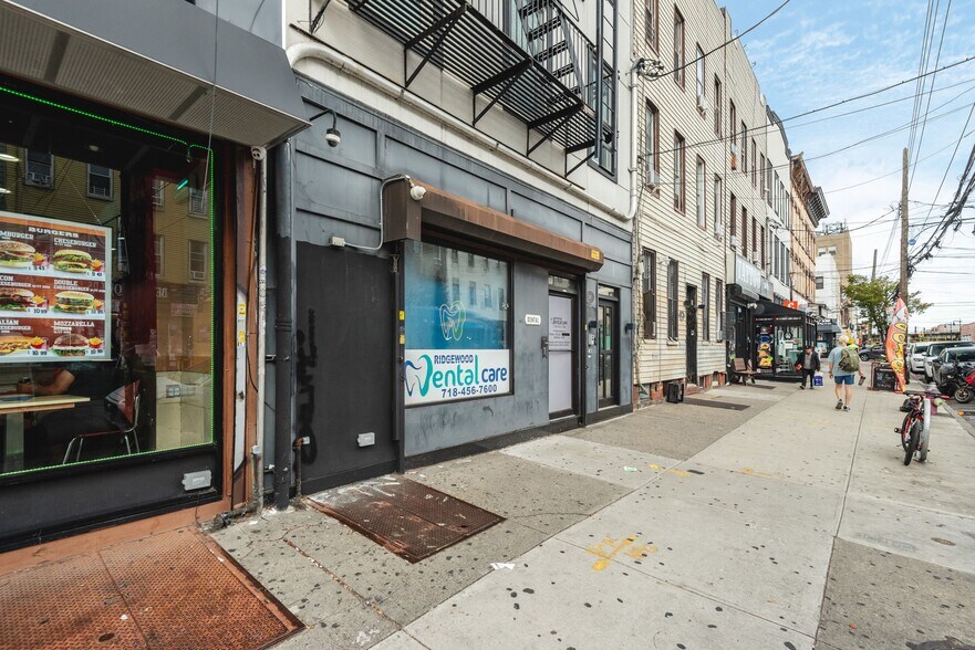 More Photos Of , Brooklyn Unknown For Sale