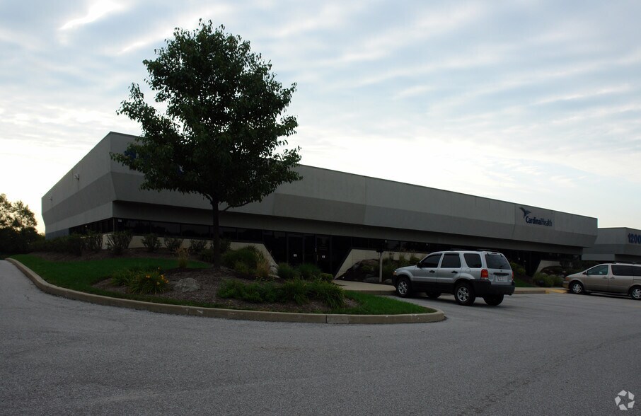 Primary Photo Of 1400 Airport North Office Park, Fort Wayne Unknown For Lease