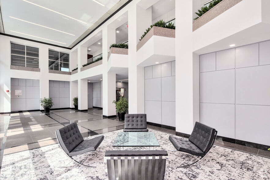 More Photos Of 13755 Sunrise Valley Dr, Herndon Office For Lease