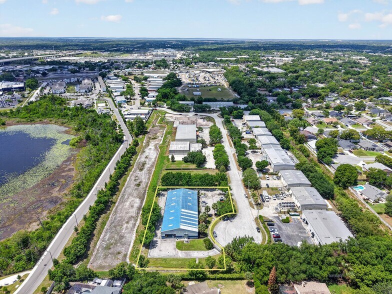 More Photos Of 2721 Pemberton Dr, Apopka Warehouse For Lease