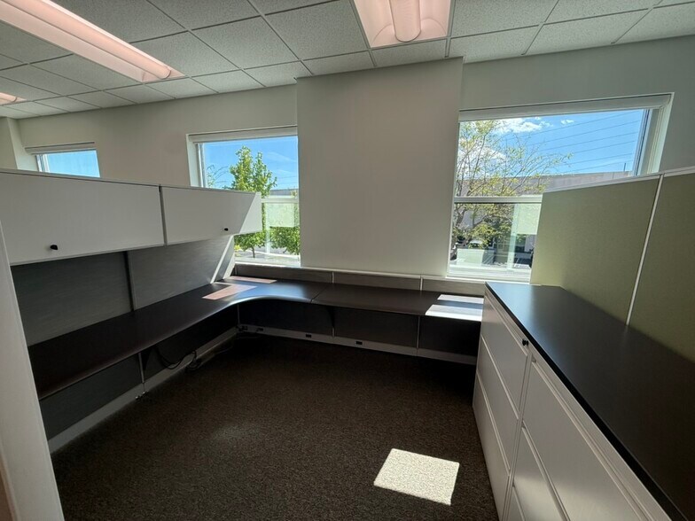 More Photos Of 15823 W Monte St, Sylmar Warehouse For Sale