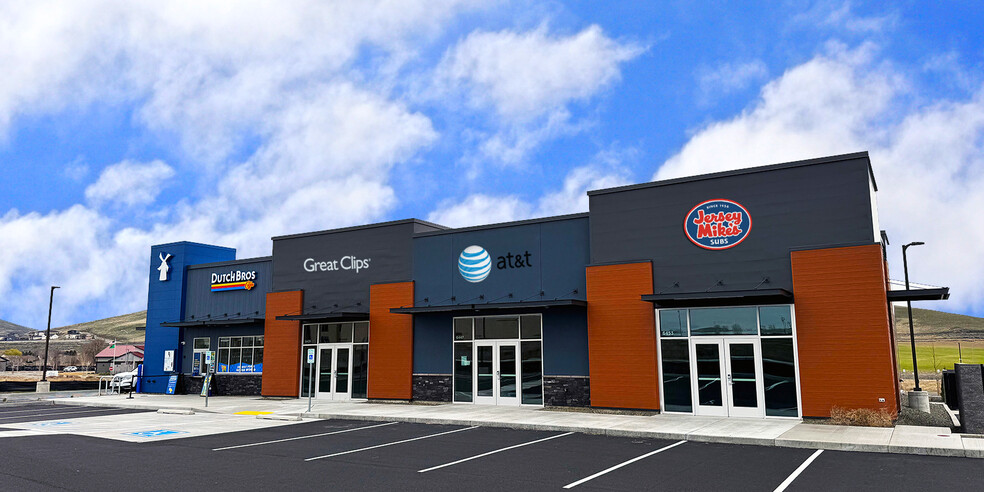 Primary Photo Of 3840 W Sunshine St, Springfield Freestanding For Sale