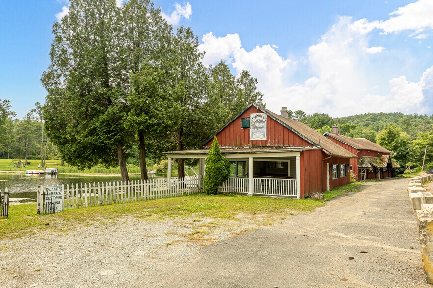 More Photos Of 42 Queechy Lake Dr, Canaan Restaurant For Sale