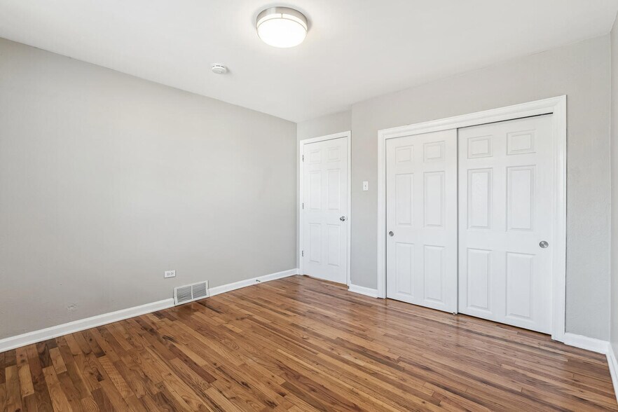More Photos Of 2300 W 39th Ave, Denver Apartments For Sale