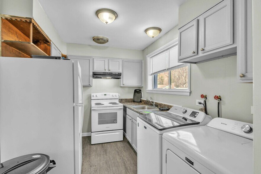 More Photos Of 123-127 Upper Airbase Ln, Briceville Apartments For Sale