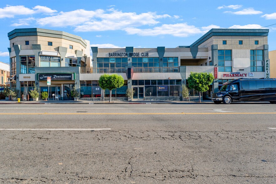 More Photos Of 11500-11518 Santa Monica Blvd, Los Angeles Office For Lease