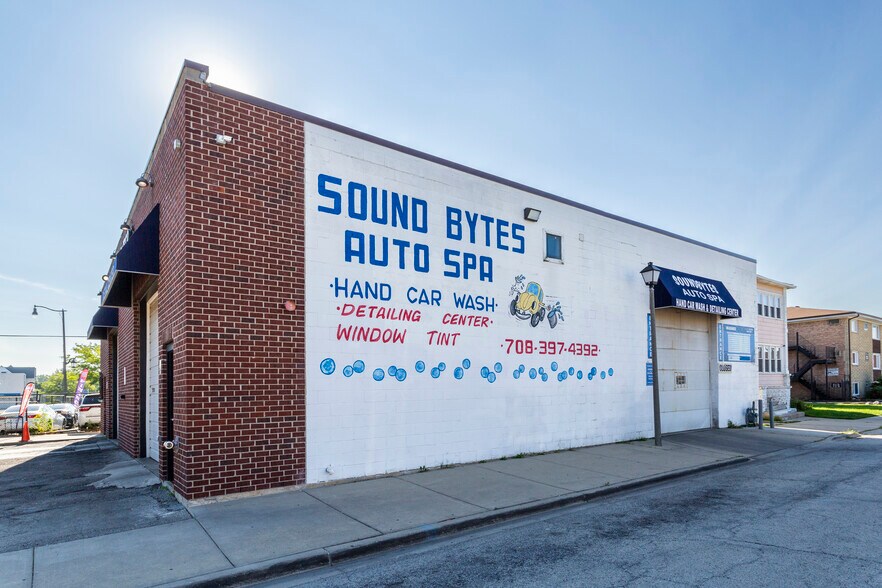 More Photos Of 320 Lake St, Maywood Carwash For Sale