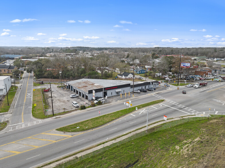 Primary Photo Of 3237 W Bay St, Savannah Warehouse For Sale