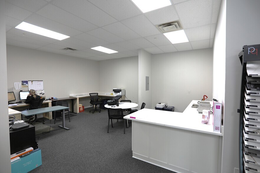 More Photos Of 203 Cornerstone Dr, Williston Office For Lease