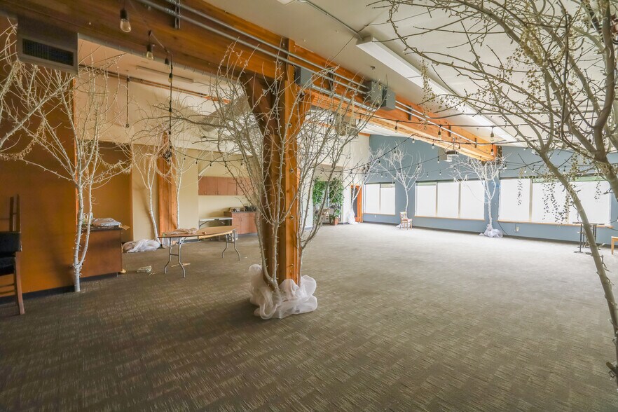 More Photos Of 5110 Tieton Dr, Yakima General Retail For Sale