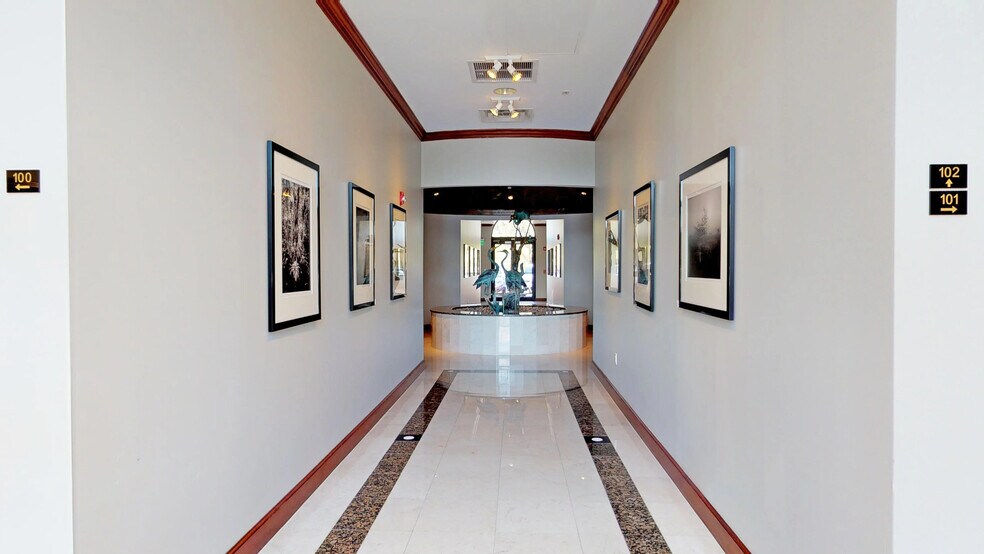 More Photos Of 12140 Carissa Commerce Ct, Fort Myers Office For Lease