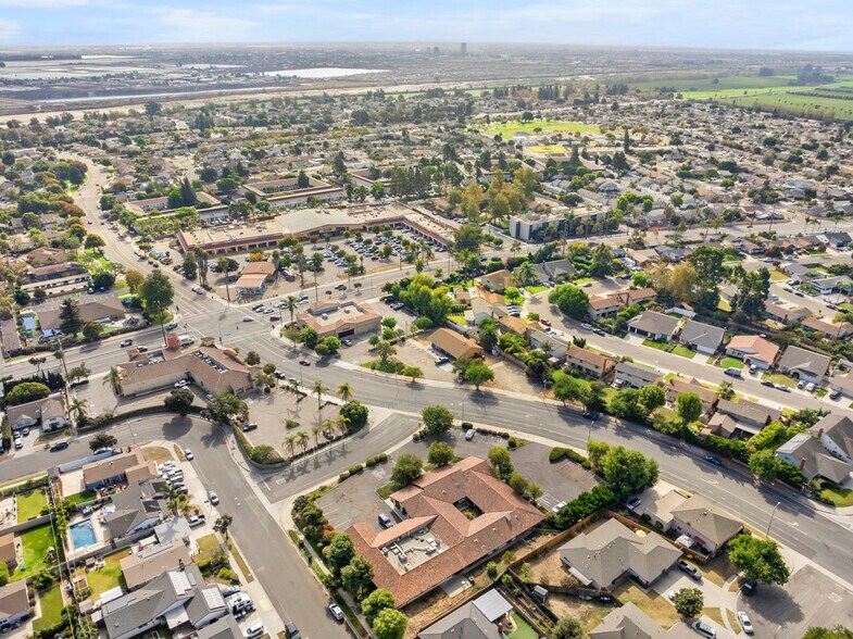 More Photos Of 970 Petit Ave, Ventura Medical For Lease