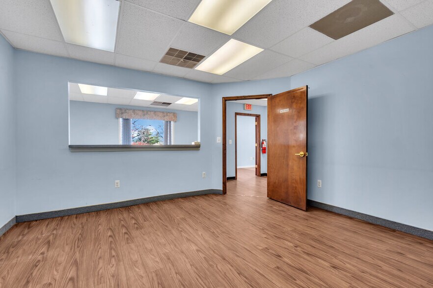 More Photos Of 1 Dag Hammarskjold Blvd, Howell Medical For Lease