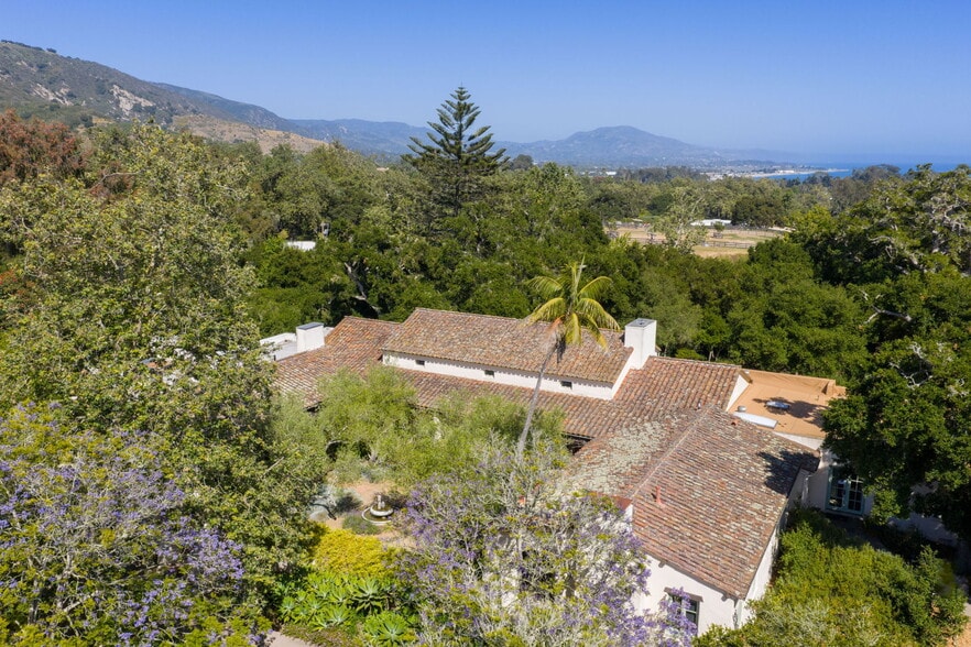 More Photos Of 249 Lambert Rd, Carpinteria Specialty For Sale