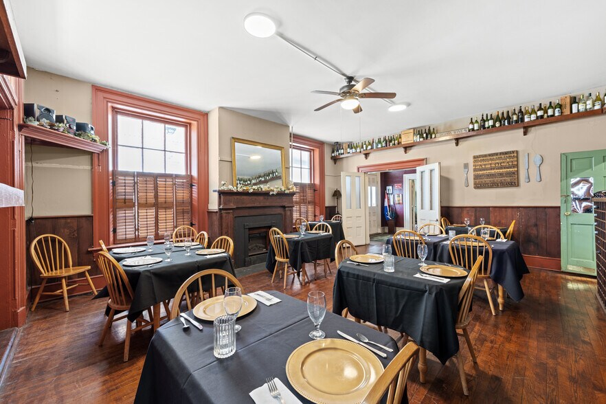 More Photos Of 146 Main St, Stanardsville Hospitality For Sale