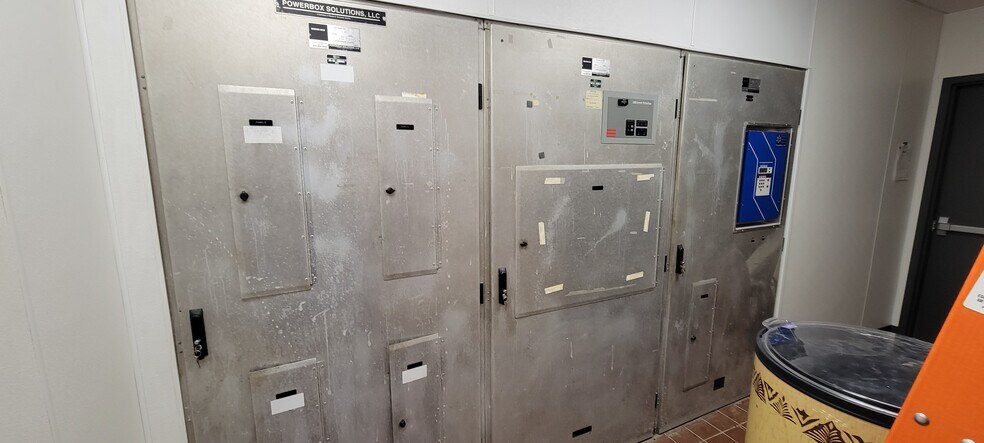 More Photos Of 8609 Citadel Way, Louisville General Retail For Sale