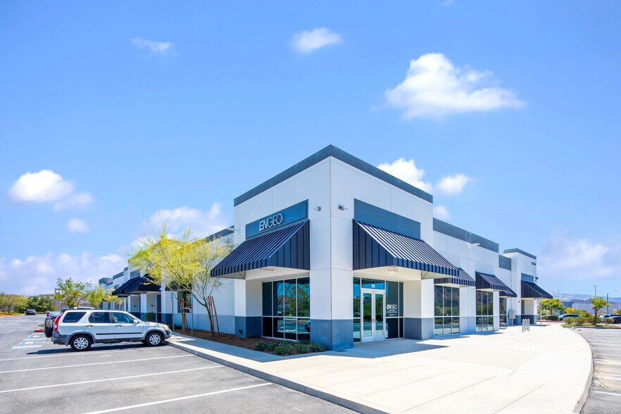 More Photos Of 27760 Hancock Pky, Valencia Showroom For Lease