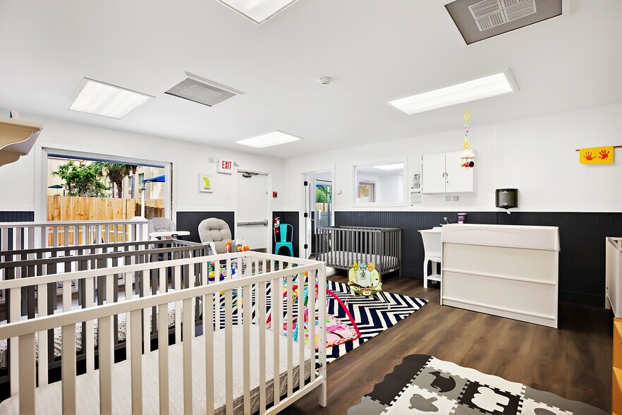 More Photos Of 3245 Executive Dr, Clearwater Daycare Center For Sale