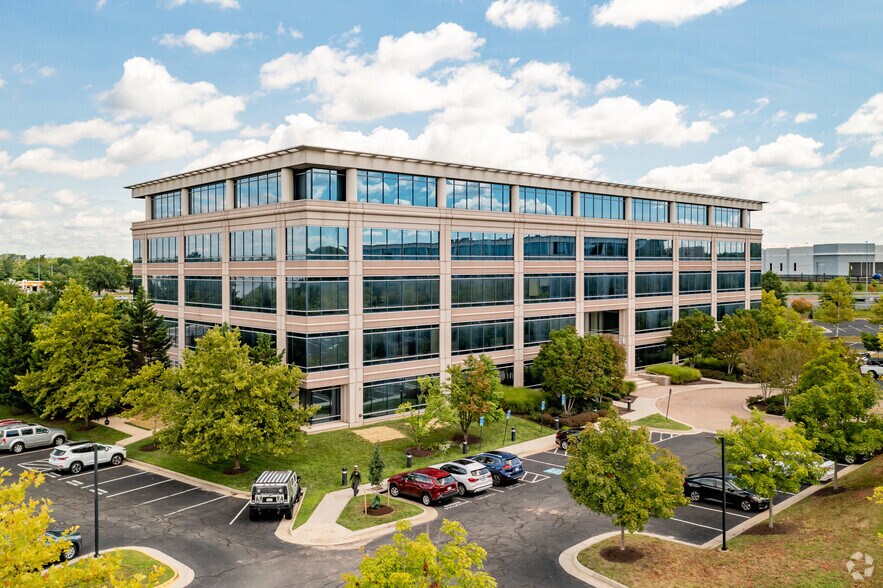 More Photos Of 22970 Indian Creek Dr, Sterling Office For Lease