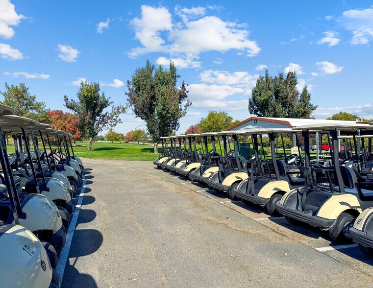 More Photos Of 18539 Fish Rd, Wilder Golf Course Driving Range For Sale