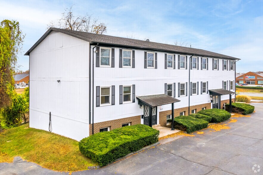 More Photos Of 2972-2976 Penwick Ln, Dunkirk Office For Lease