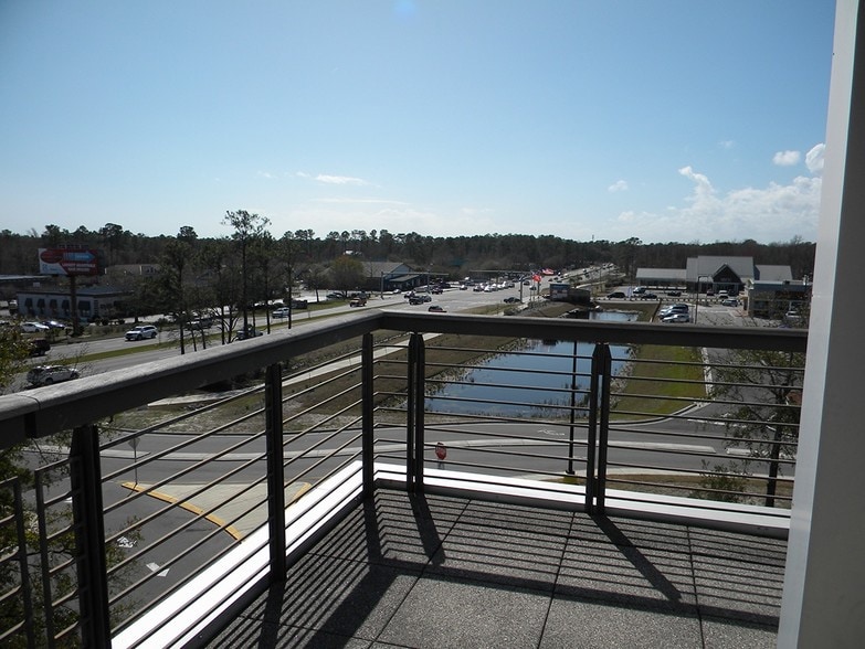 More Photos Of 8115 Market St, Wilmington Medical For Sale